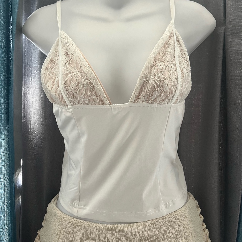White lace tank top